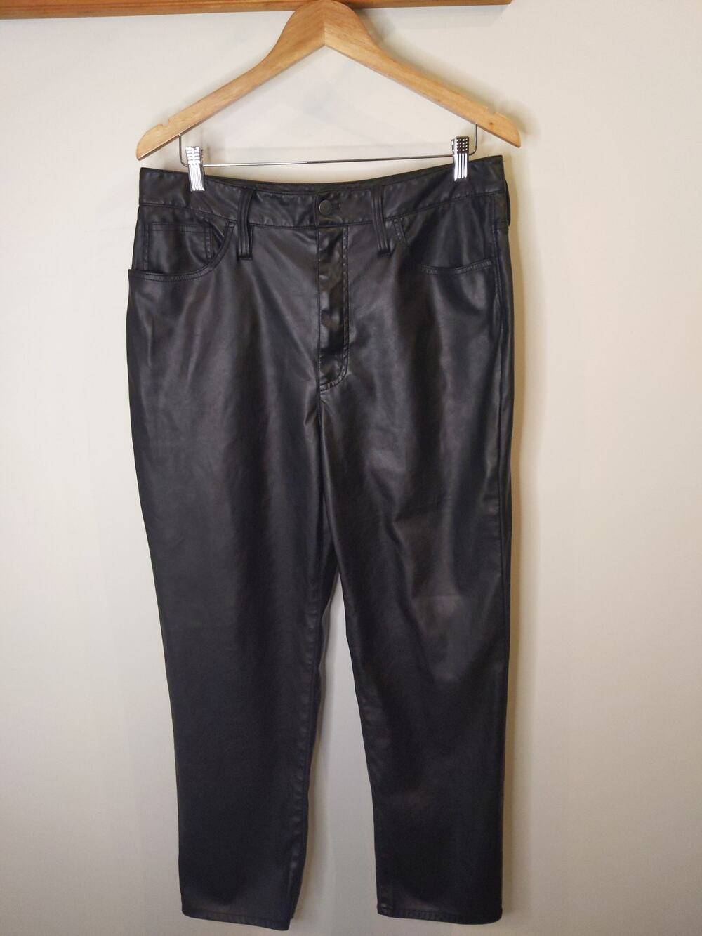 MADEWELL Perfect Vintage Straight Faux Leather Jeans 31 Black Edgy Trendy